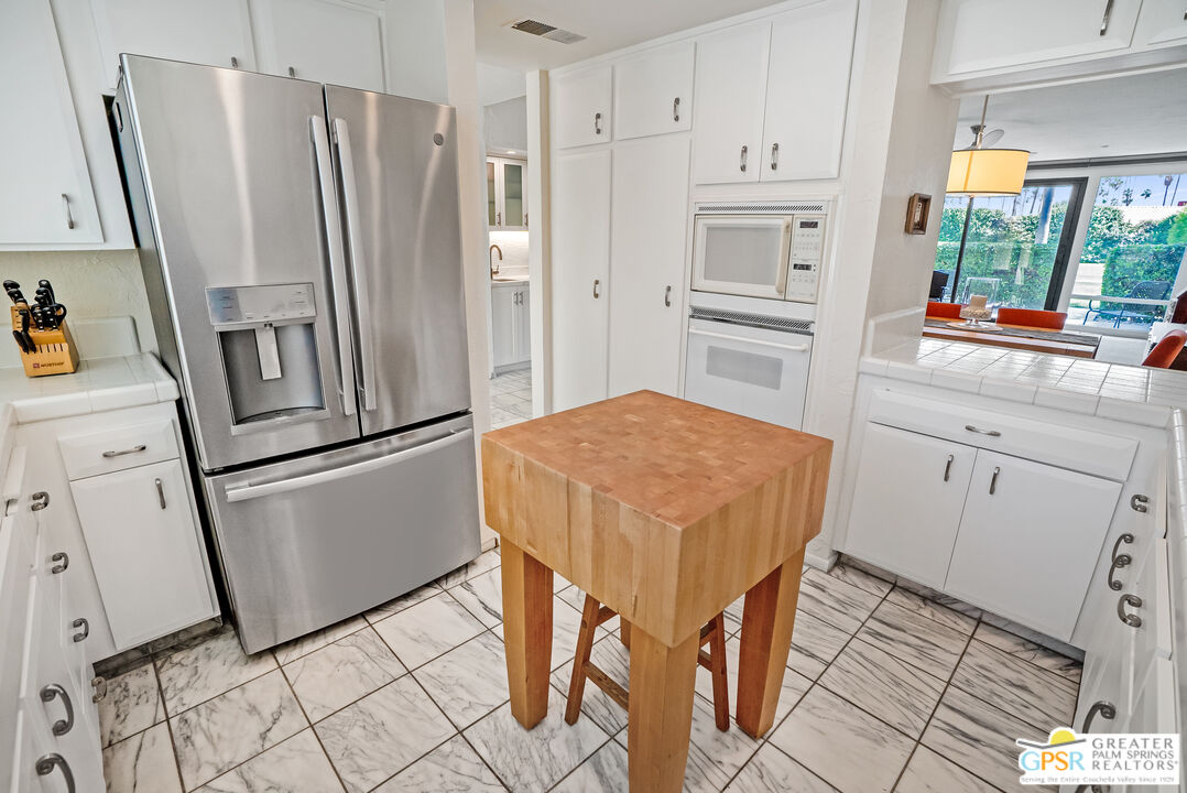 Image 14 for 2365 S Oakcrest Dr