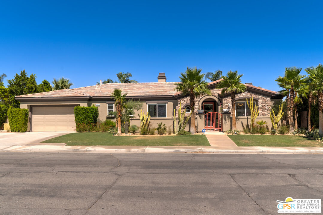 Image Number 1 for 2160 N Hermosa Dr in Palm Springs