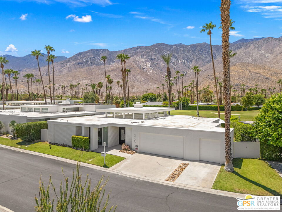 Image Number 1 for 2723  S Kings Rd in Palm Springs