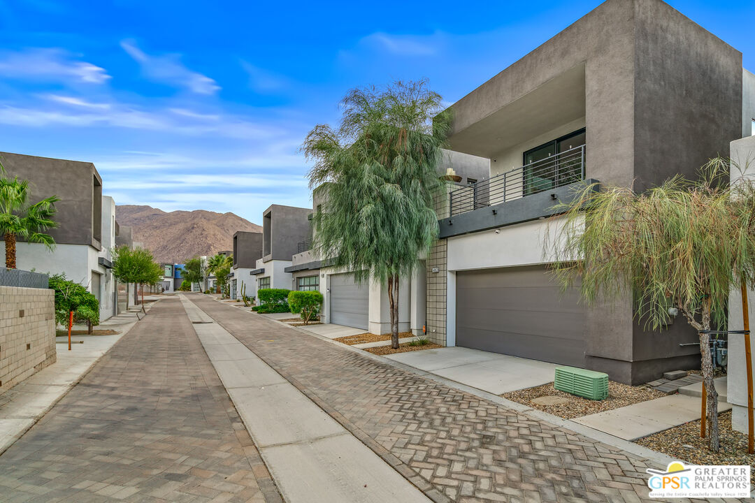 Image Number 1 for 482 Paragon Loop in Palm Springs
