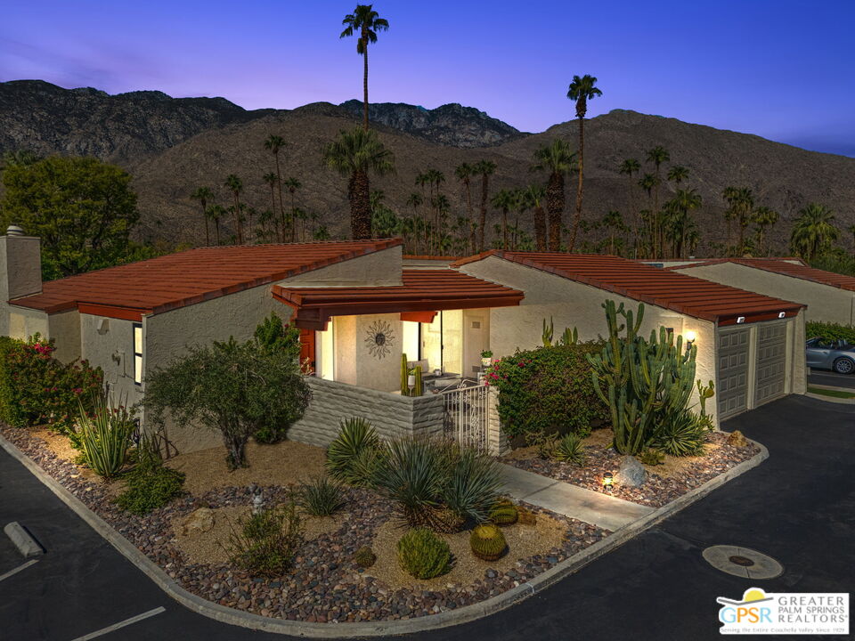 Image 1 for 1095 S La Verne Way