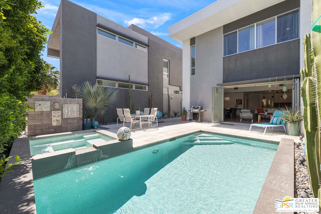 Image Number 1 for 1230 Surrey Ln in Palm Springs