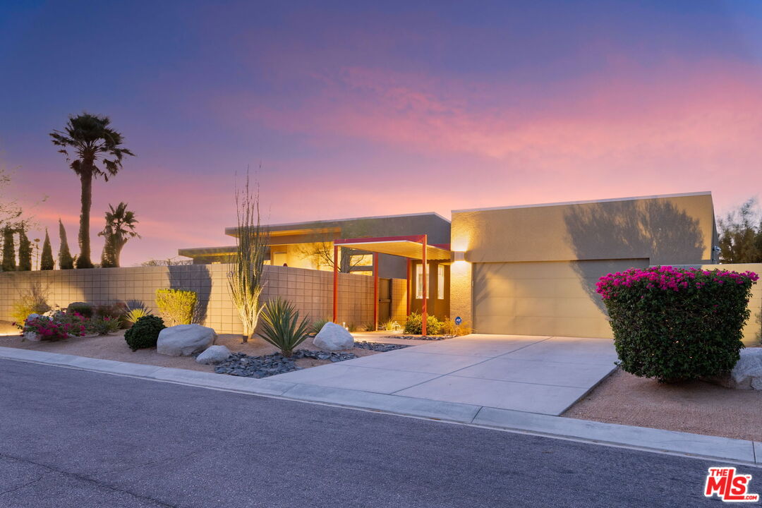 Image Number 1 for 1090   Azure Ct in Palm Springs