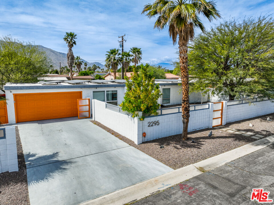 Image Number 1 for 2295 Nicola Rd in Palm Springs
