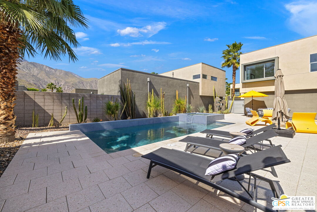 Image Number 1 for 1065   Dane Dr in Palm Springs