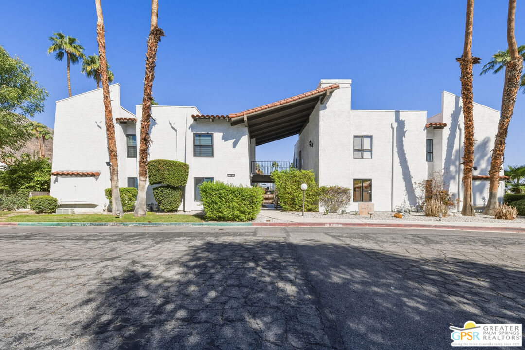 Image 1 for 2240 Palm Canyon Dr #24