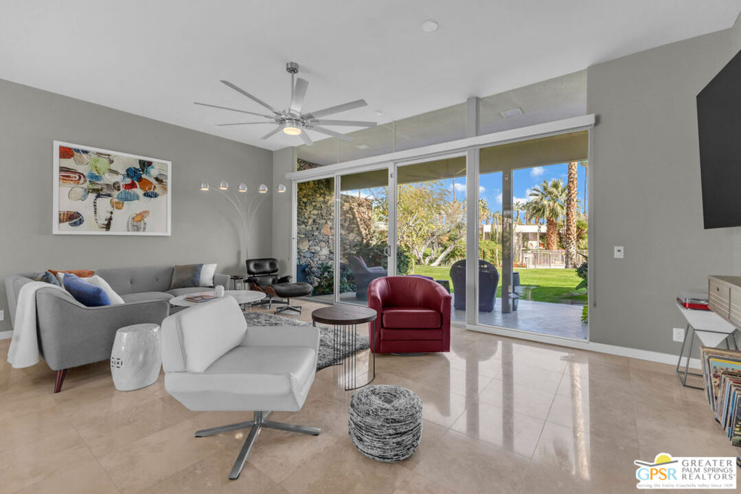 Image 1 for 1211   Tamarisk West St