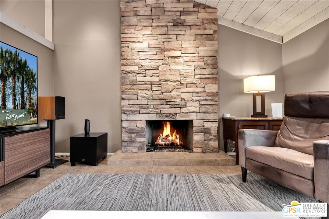 Image 1 for 2355 Gene Autry Trl #D