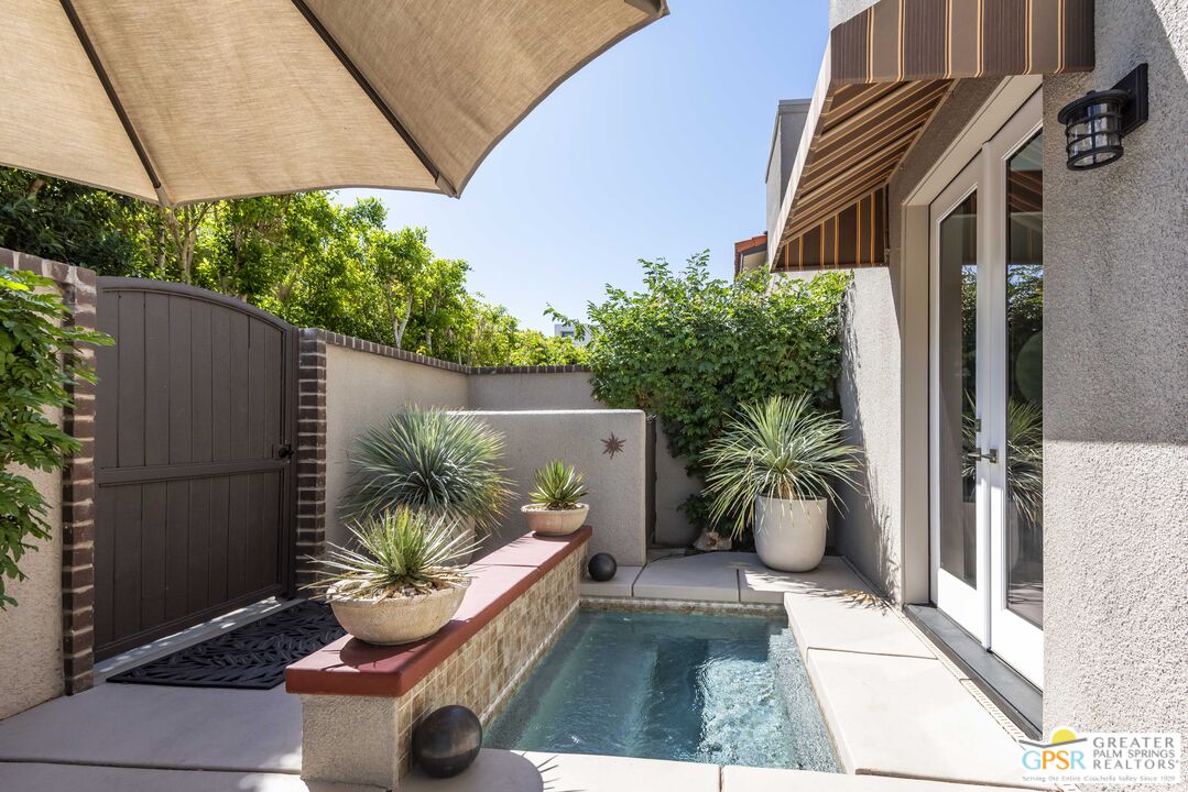 Image 1 for 400 Avenida Caballeros  #11