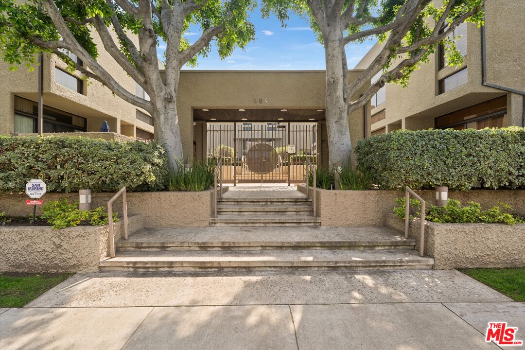 Image 1 for 484 E California Blvd #36