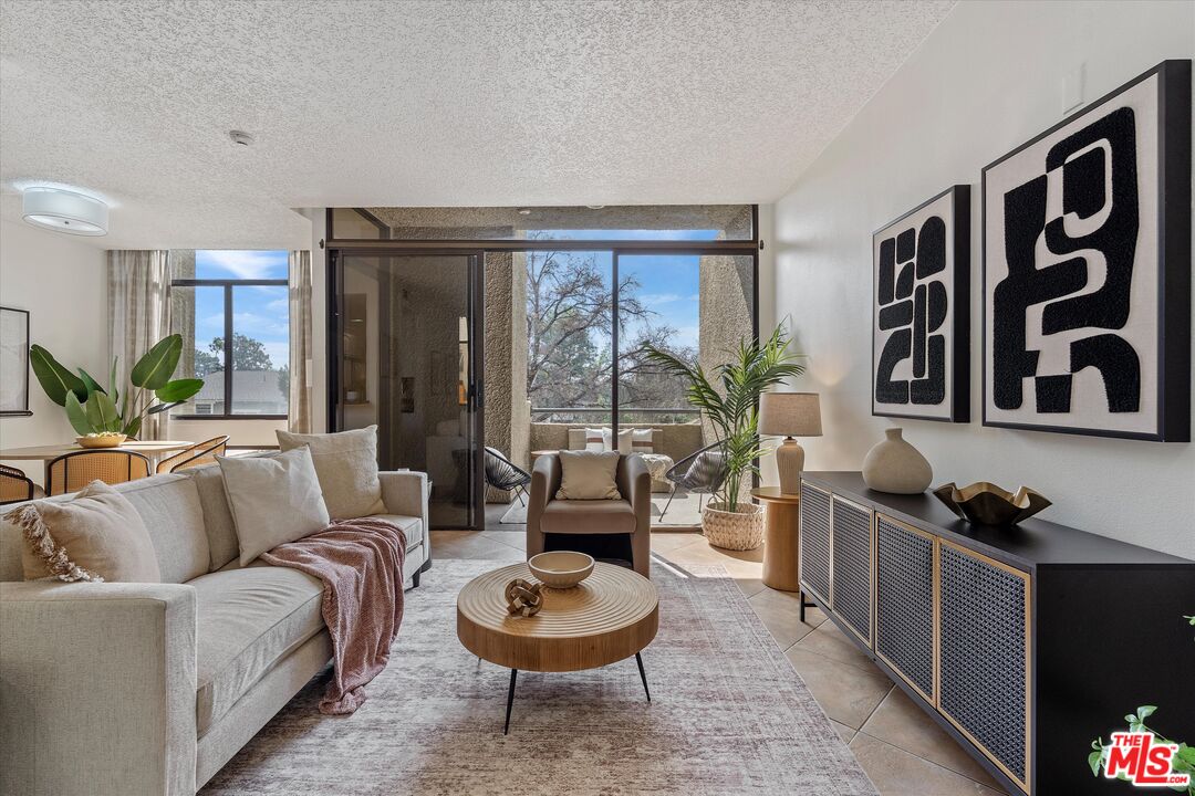 Image 1 for 484 E California Blvd #36