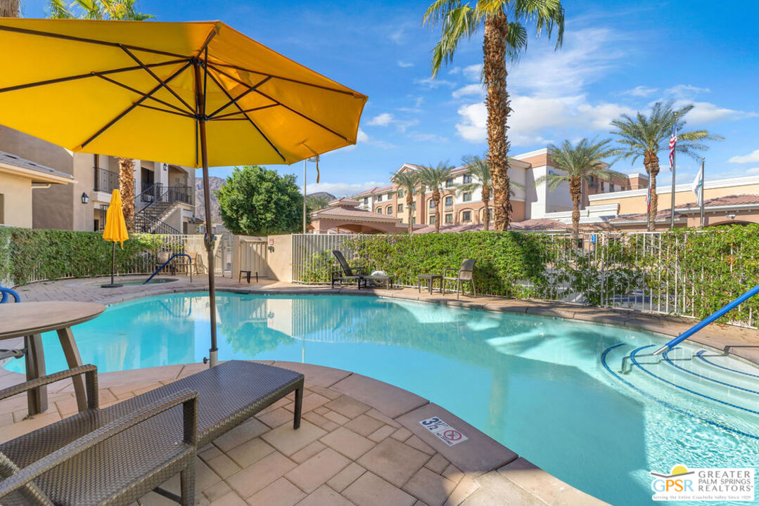 Image 1 for 50740 Santa Rosa Plz #2