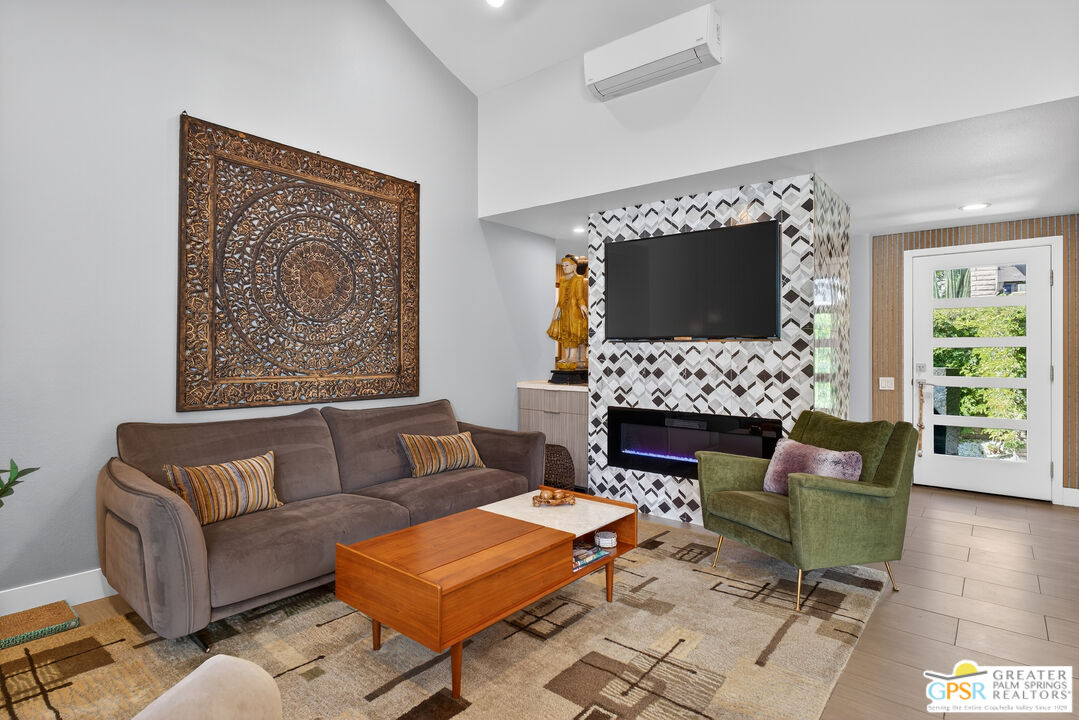 Image 1 for 2380 Miramonte Cir #C