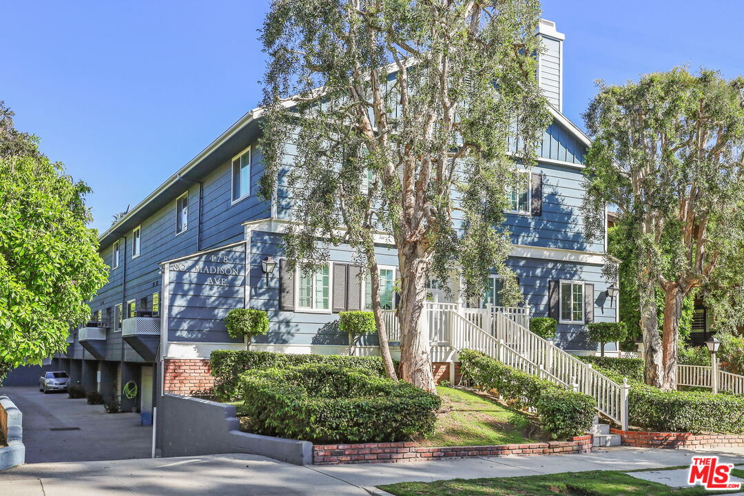 Image 1 for 478 S Madison Ave #2