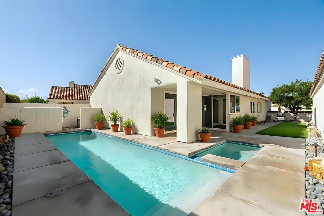 Image Number 1 for 77571   Calle Las Brisas in Palm Desert