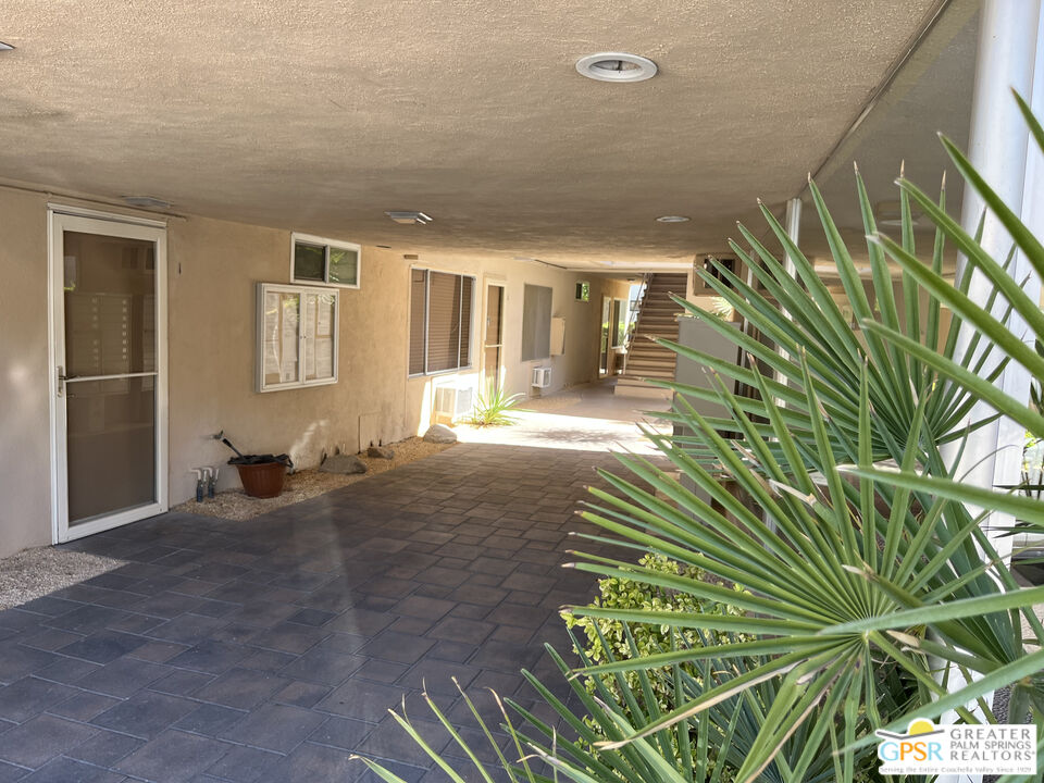 Image 1 for 2290 Palm Canyon Dr #2