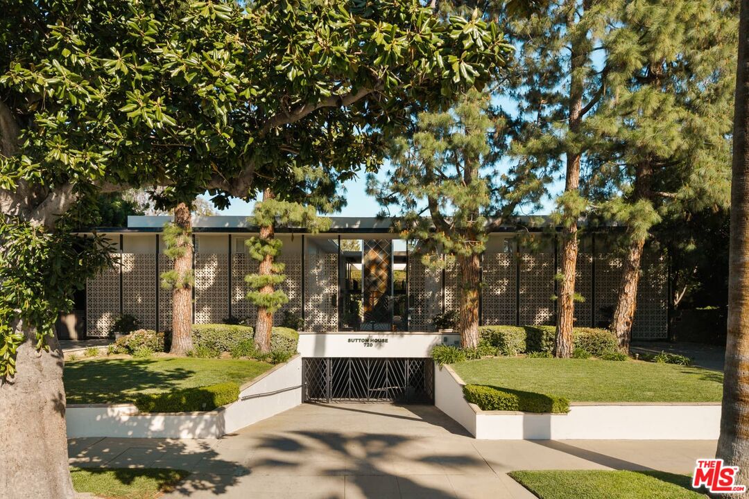 Image 1 for 720 S Orange Grove Blvd #3A