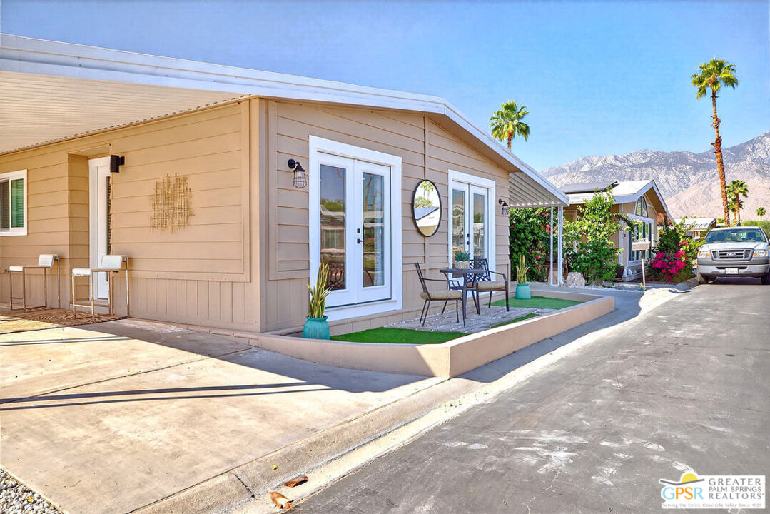 Image Number 1 for 279 Saguaro Dr in Palm Springs