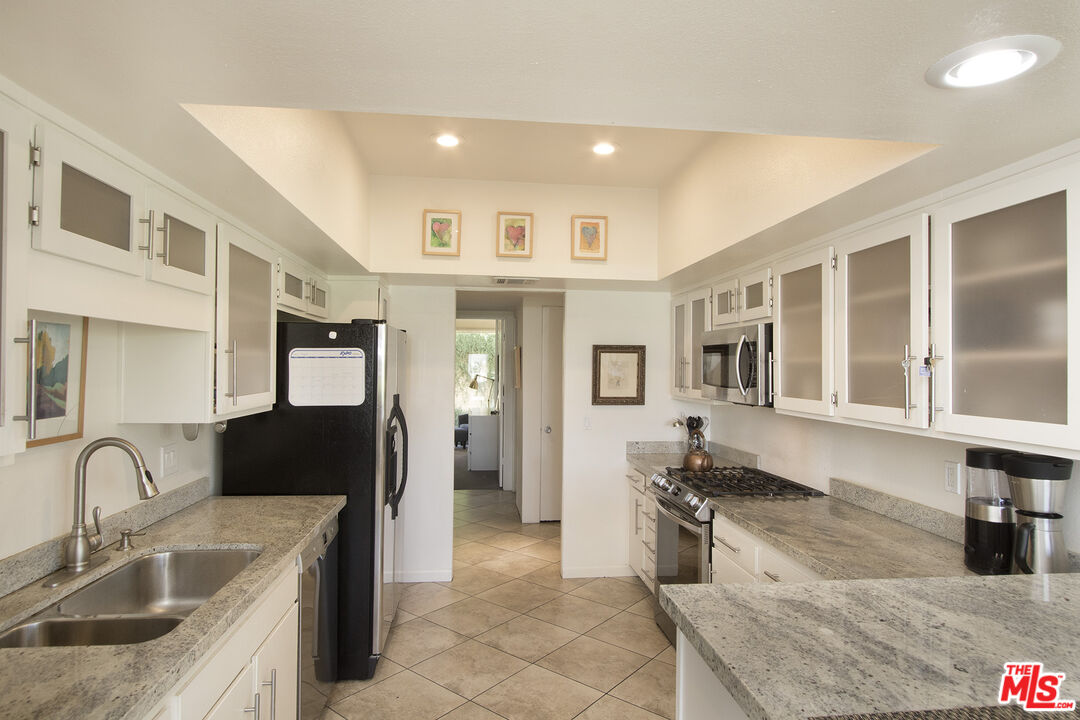 Image 1 for 501   Desert Lakes Cir