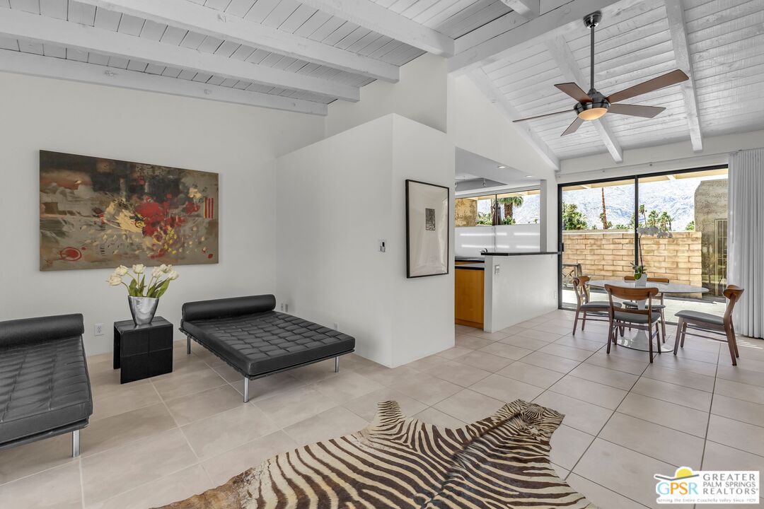 Image 1 for 858  N Calle De Mimosas