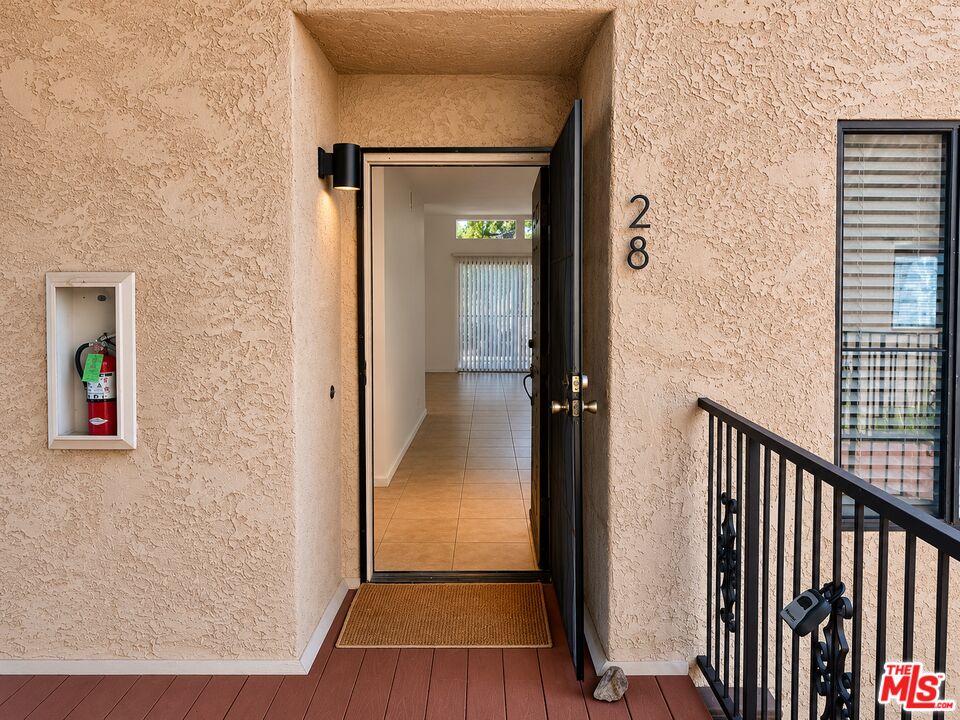 Image 1 for 2170 Palm Canyon Dr #28