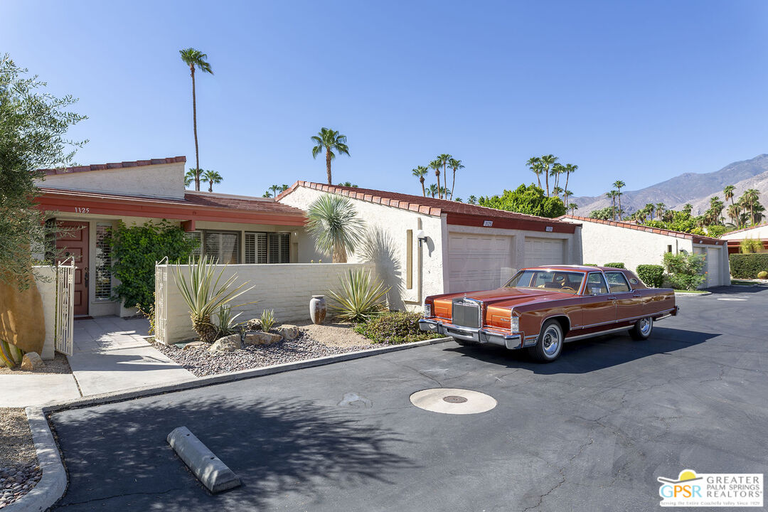 Image 1 for 1125  S La Verne Way