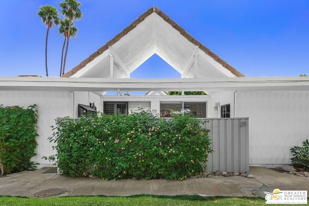 Image 1 for 42379 Rancho Las Palmas Dr #29