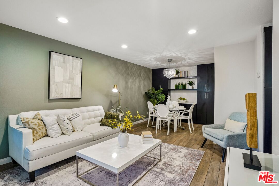 Image 1 for 685 Ashurst Ct #203