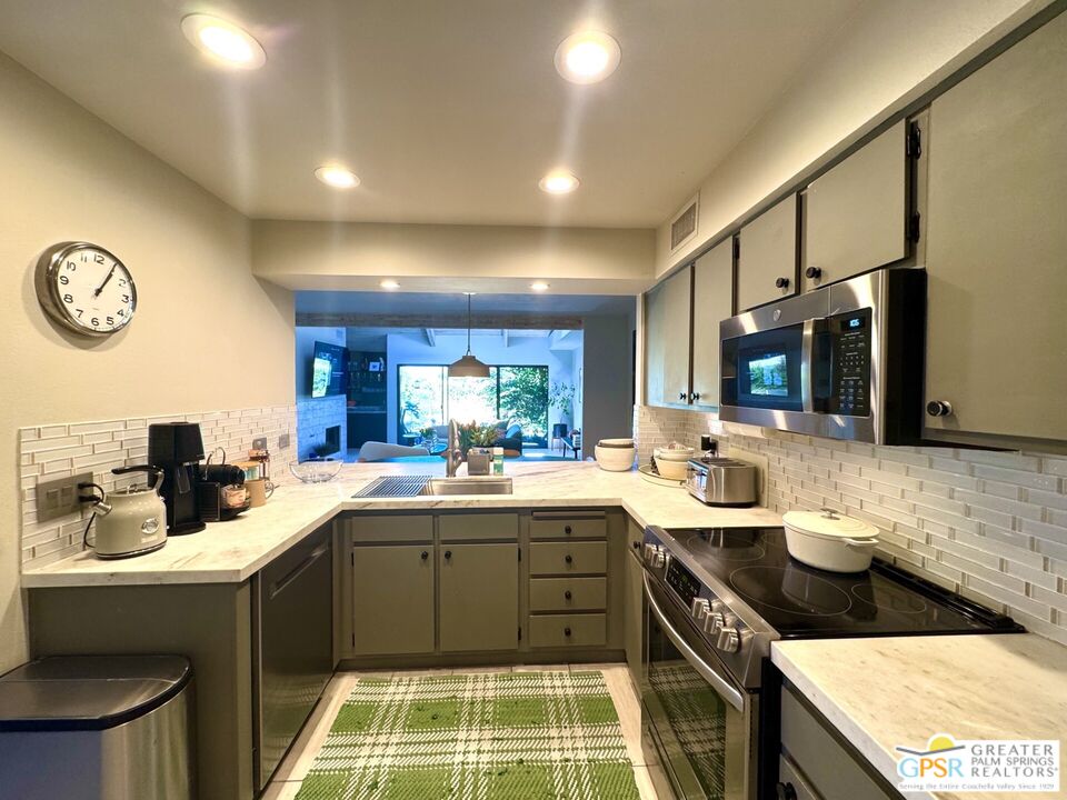 Image 1 for 426 Forest Hills Dr