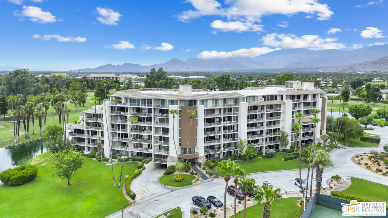 Image 1 for 900 Island Dr #113