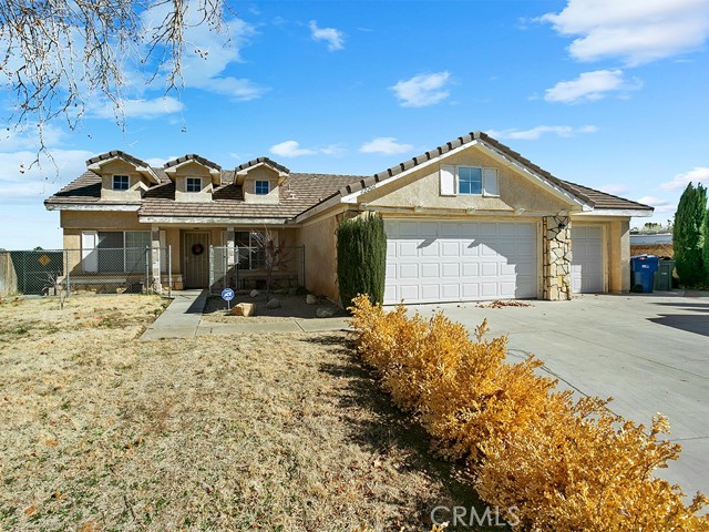 Back on the market! Previously sold with multiple bids! End of cul-de-sac location on a corner lot!! This large 1,711 square foot single story home is located on a huge 9,499 square foot lot! Features include 4 bedrooms, 2 bathrooms, open kitchen, breakfast bar, family room with fireplace, central heat and air, vaulted ceilings, covered patio, 3 car attached garage, and more!!! Court confirmation and 10% deposit needed. Court scheduled for 11/14/22 at 8:30 AM in Probate Department 29 at the Stanley Mosk Courthouse, 111 North Hill Street, Los Angeles, CA 90012, Case Number 22STPB00966. First overbid is $399,500.