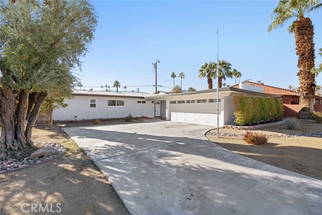 Image Number 1 for 74613 Peppertree DR in PALM DESERT