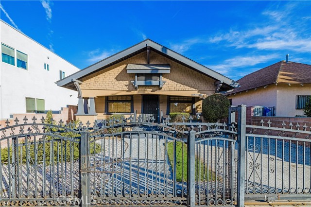 EXISTING 4-UNIT BUILDING THAT WILL BE DELIVERED VACANT CLOSE OF ESCROW. 207 W 50th St is a value add 4-Plex in Los Angeles, CA 90037.  Highlighted by a 3-Bed/1-Bath Front house, this property is ideal for any owner/user or investor looking to add value in this quickly growing submarket of Los Angeles. The buyer has the opportunity to convert the existing garage into an ADU to make 5 legal units (Buyer to verify). This property features (1) 3-Bed/1-Bath front house and (3) Studio units. The exterior has been recently painted and the interior demoed ready for renovations. The subject operates at a 6.79% cap rate and 11.09 GRM. When rented, this property would produce over $7,480 in monthly income. 207 W 50th St is located just minutes from USC, Downtown LA, Gilbert Lindsay Park, Exposition Park, Lucas Museum, Art's District, The Reef, Banc of California Stadium, Crypto.com Arena, and LA LIVE, as well as billions of dollars worth of development pouring into DTLA