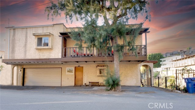1953 Sunset Plaza DR, Hollywood Hills, CA 90069