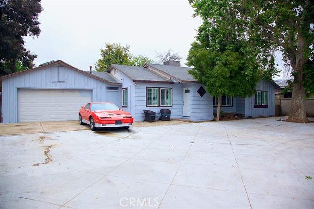 8516 Haskell AVE, North Hills, CA 91343