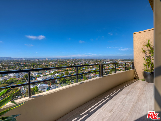 4337 Marina City Drive PH38