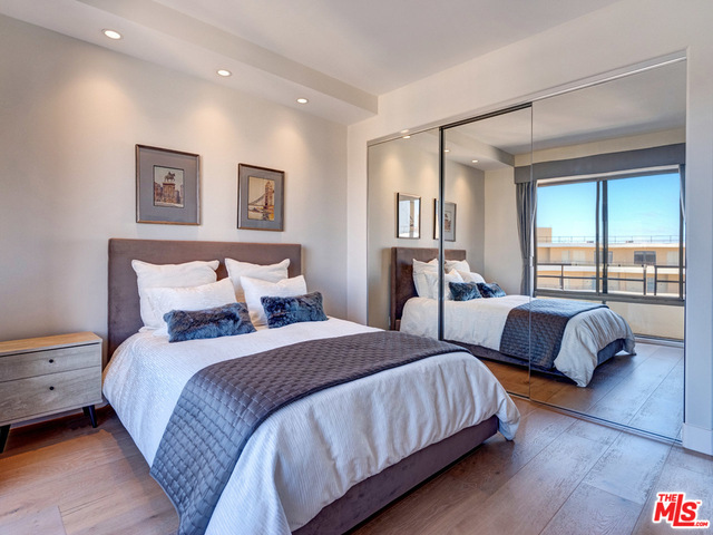 4337 Marina City Drive PH38