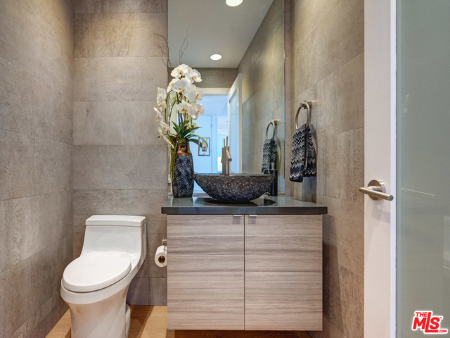 4337 Marina City Drive PH38