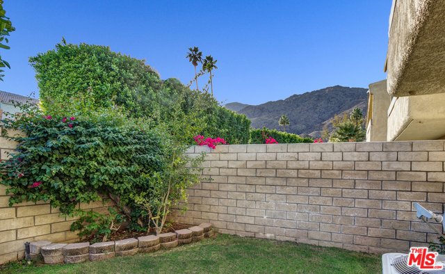 Image 20 for 1950 PALM CANYON DR #115