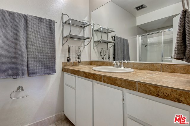 Image 15 for 1950 PALM CANYON DR #115