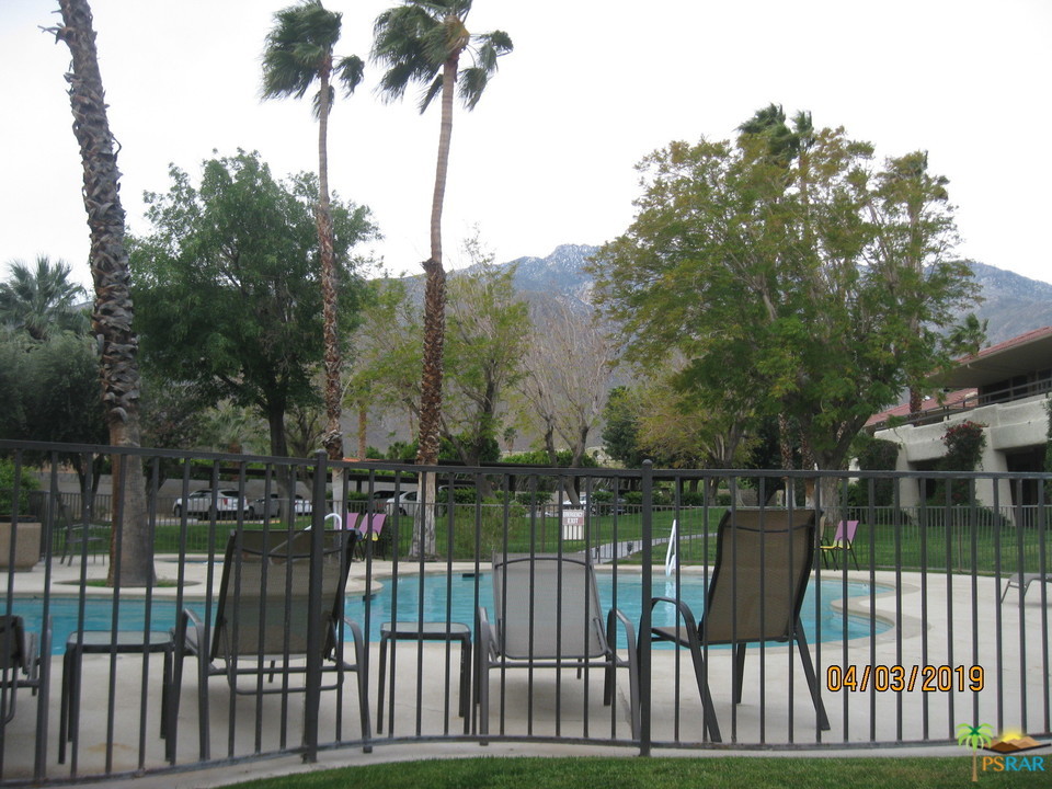Image Number 1 for 420 VILLA CT #112 in Palm Springs