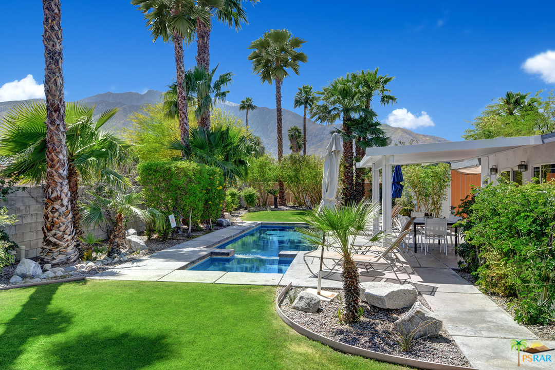 Image Number 1 for 1187 E RACQUET CLUB Road in Palm Springs