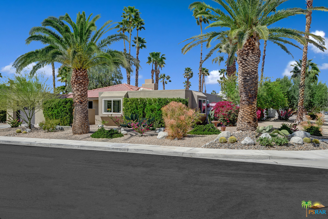 Image Number 1 for 1390 E GEM Circle in Palm Springs