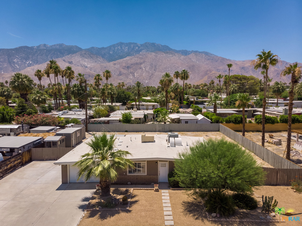 Image Number 1 for 655 S EL CIELO Road in Palm Springs