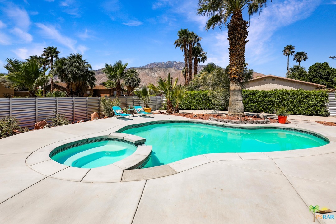 Image Number 1 for 2420 E WAYNE Road in Palm Springs