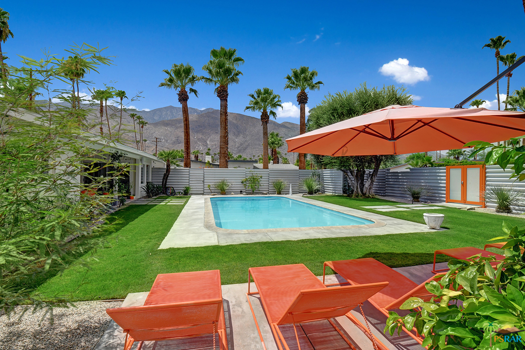 Image Number 1 for 1379 E SAN LORENZO Road in Palm Springs