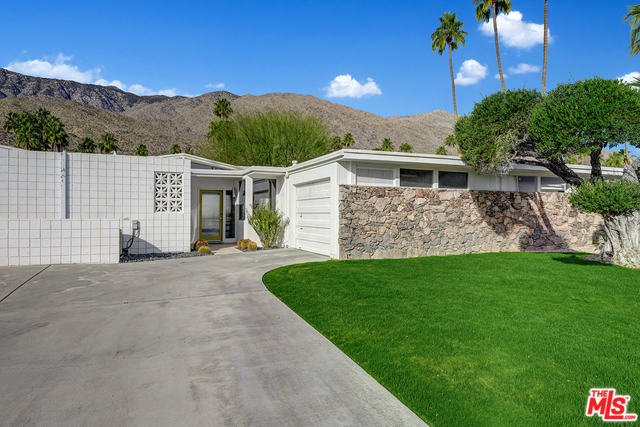 Image 15 for 2471 S SIERRA MADRE