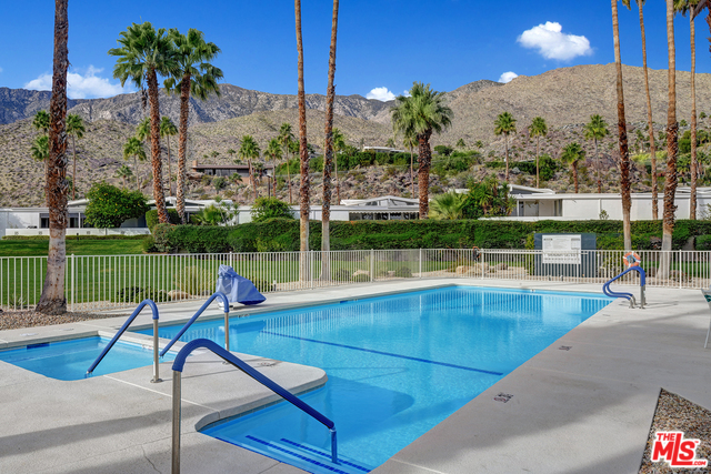 Image 6 for 2471 S SIERRA MADRE