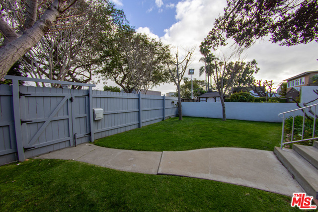 813-coeur-d-alene-ave,los-angeles,ca,90291