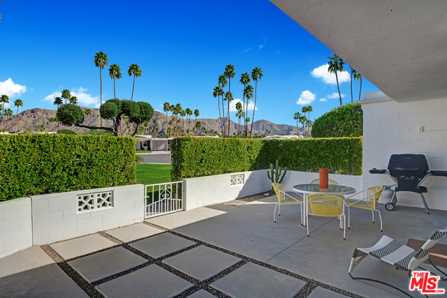Image 3 for 2452 S SIERRA MADRE